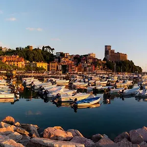 Appartamento Libeccio 1 - & Parking, Lerici